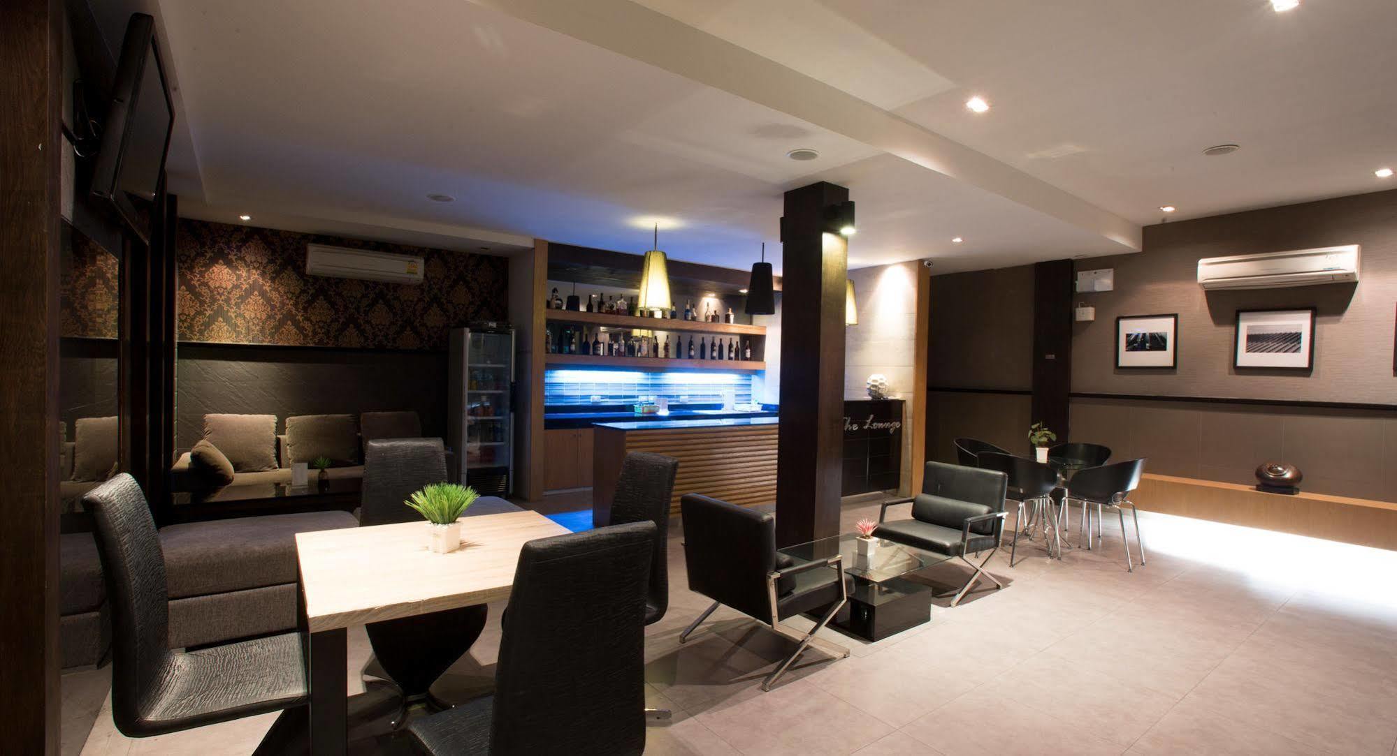Inn Place Serviced Residence Pattaya Exterior foto
