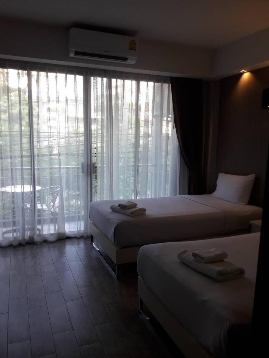Inn Place Serviced Residence Pattaya Exterior foto